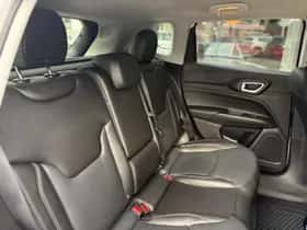 Jeep Compass (2017) thumbnail 8