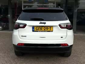 Jeep Compass (2017) thumbnail 9