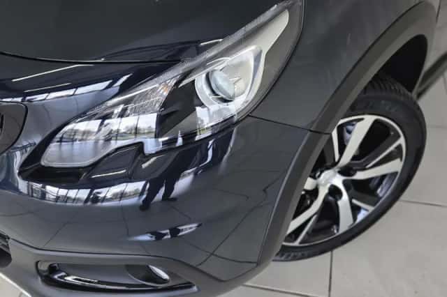 Peugeot 2008 (2016) thumbnail 2