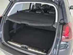 Peugeot 2008 (2016) thumbnail 11
