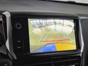Peugeot 2008 (2016) thumbnail 23