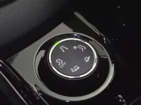 Peugeot 2008 (2016) thumbnail 27