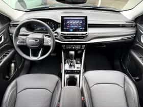 Jeep Compass (2017) thumbnail 4