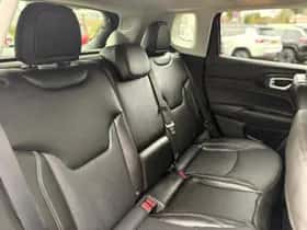 Jeep Compass (2017) thumbnail 8