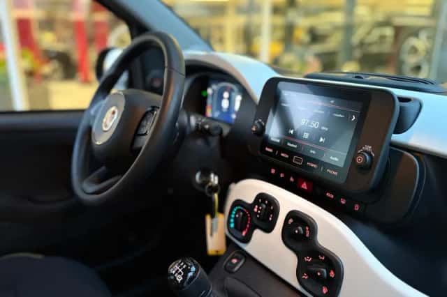 Fiat Panda (2011) thumbnail 2