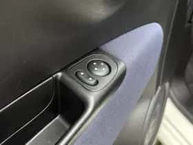 Fiat 500C (2015) thumbnail 15