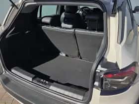 Jeep Avenger (2022) thumbnail 9