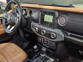 Jeep Wrangler (2019) thumbnail 4