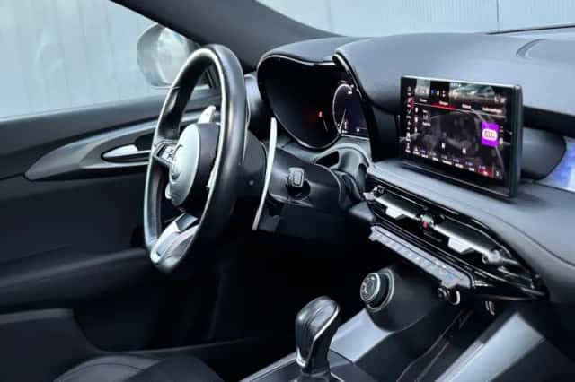 Alfa Romeo Tonale (2022) thumbnail 2