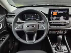 Jeep Compass (2017) thumbnail 16
