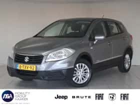 Suzuki S-Cross (2013)