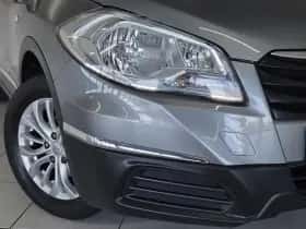 Suzuki S-Cross (2013) thumbnail 17