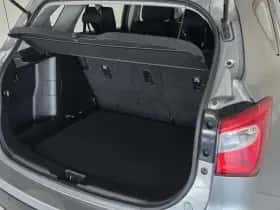 Suzuki S-Cross (2013) thumbnail 18