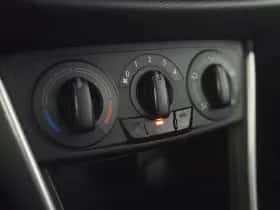 Suzuki S-Cross (2013) thumbnail 23