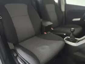 Suzuki S-Cross (2013) thumbnail 6