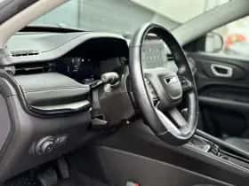 Jeep Compass (2017) thumbnail 12