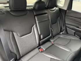 Jeep Compass (2017) thumbnail 16