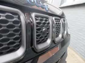 Jeep Compass (2017) thumbnail 22