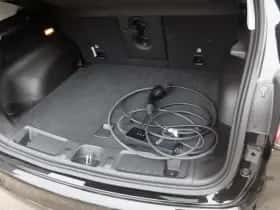 Jeep Compass (2017) thumbnail 23