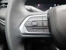 Jeep Compass (2017) thumbnail 32