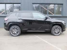 Jeep Compass (2017) thumbnail 9