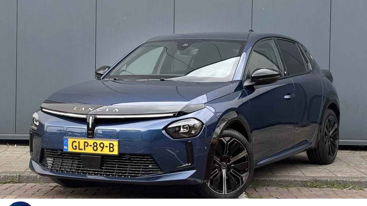 Lancia Ypsilon (2024) — foto 1