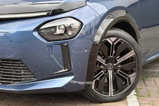 Lancia Ypsilon (2024) thumbnail 5