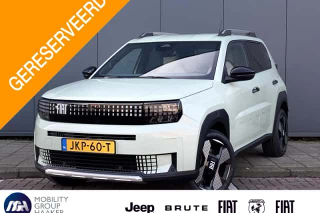 Fiat Grande Panda (2024) thumbnail 1