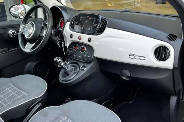 Fiat 500 (2015) thumbnail 2