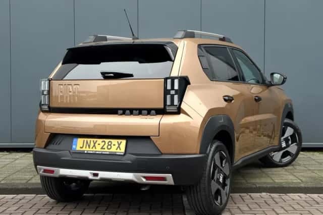Fiat Grande Panda (2024) thumbnail 3
