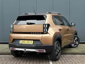 Fiat Grande Panda (2024) thumbnail 3