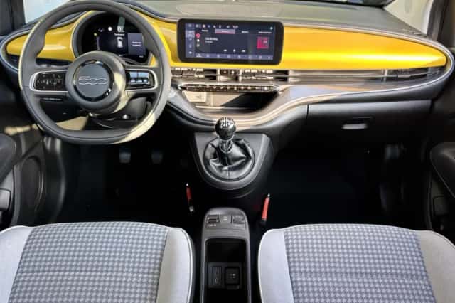 Fiat 500 (2015) thumbnail 6
