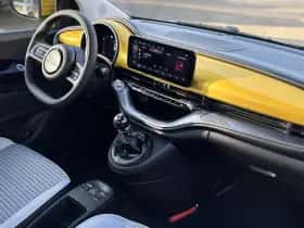 Fiat 500 (2015) thumbnail 2