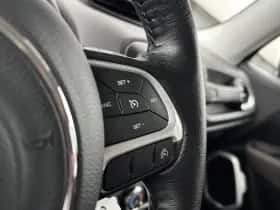 Jeep Renegade (2014) thumbnail 22