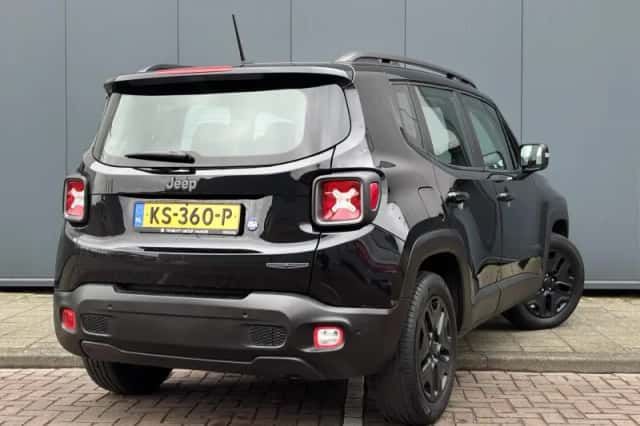 Jeep Renegade (2014) thumbnail 3
