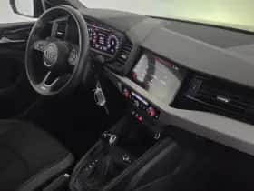 Audi A1 (2018) thumbnail 4