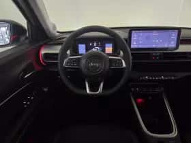 Jeep Avenger (2022) thumbnail 2