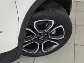 Jeep Avenger (2022) thumbnail 16