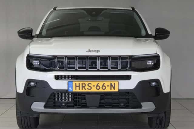Jeep Avenger (2022) thumbnail 3