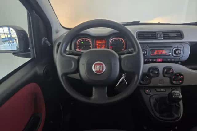 Fiat Panda (2011) thumbnail 2