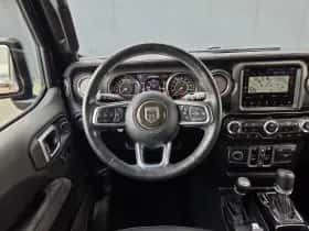 Jeep Wrangler (2019) thumbnail 2