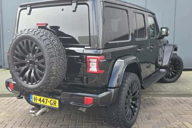 Jeep Wrangler (2019) thumbnail 3