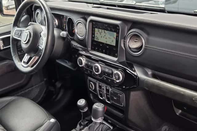 Jeep Wrangler (2019) thumbnail 4