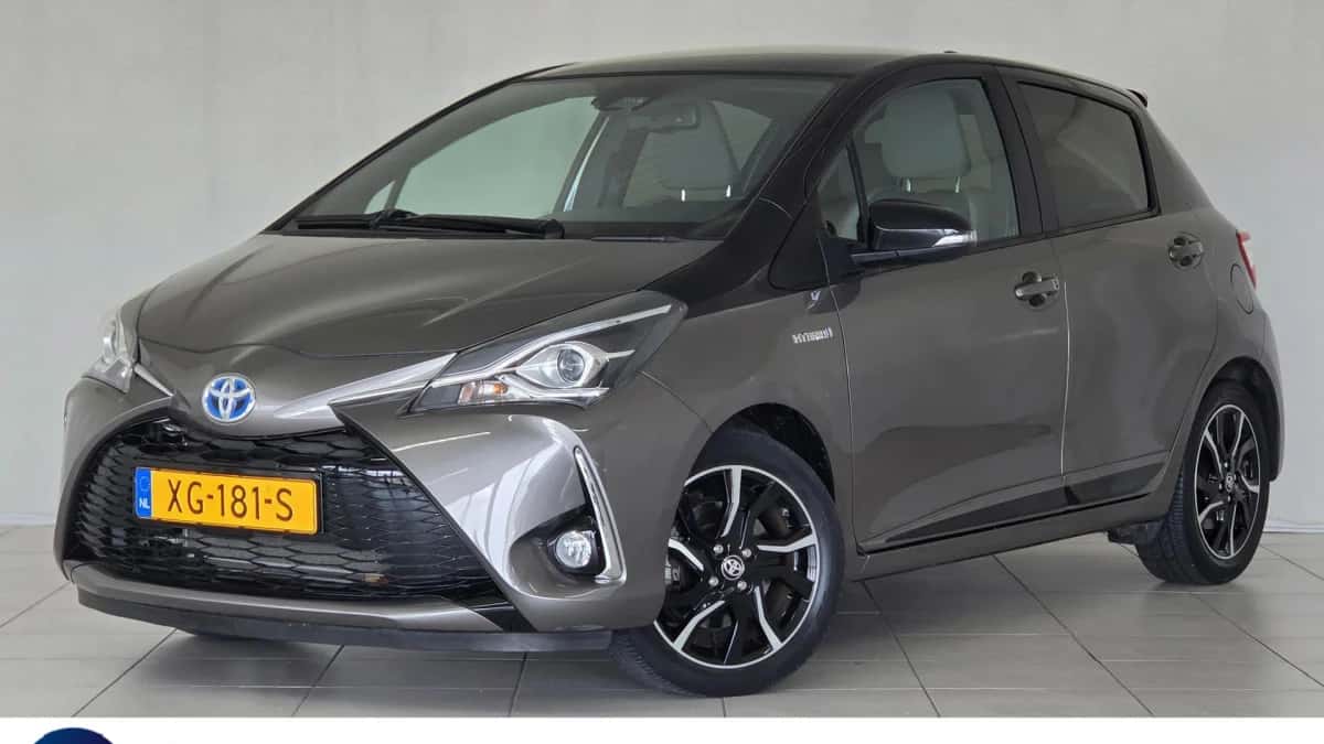 Toyota Yaris (2017) — foto 1
