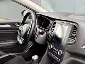 Renault Mégane (2016) thumbnail 2