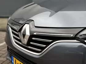 Renault Mégane (2016) thumbnail 8
