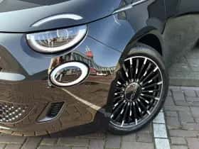 Fiat 500 (2015) thumbnail 5