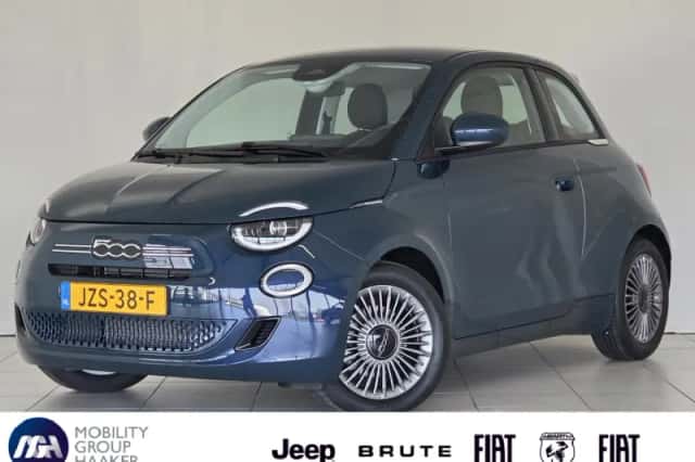 Fiat 500 (2015) thumbnail 1