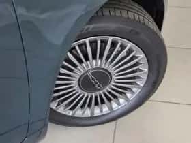 Fiat 500 (2015) thumbnail 16