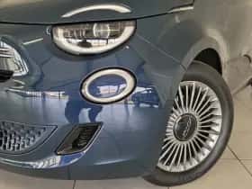 Fiat 500 (2015) thumbnail 24